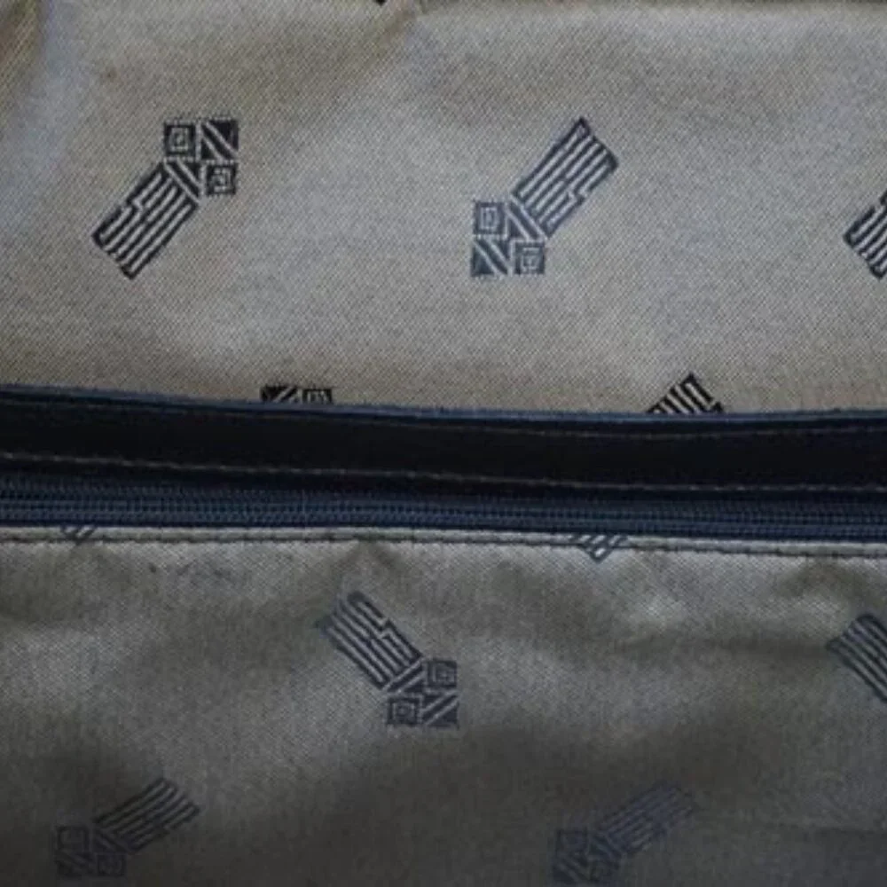 Vintage Yun Art Kilim and Leather Brief Case